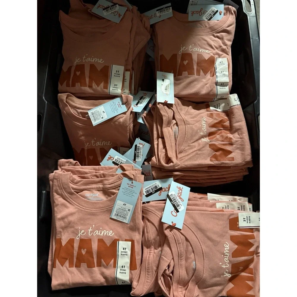 LOT OF 10 -Cat & Jack Girls Shirts "Je t'aime Mama" Mixed Sizes 18m-5T Wholesale - Picture 2 of 2